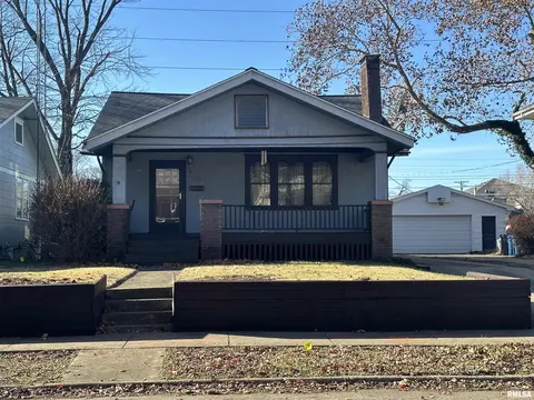 1717 S 4th St, Springfield, IL 62703