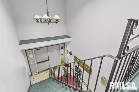 3006 Taylor Ave, Springfield, IL 62703 photo 5