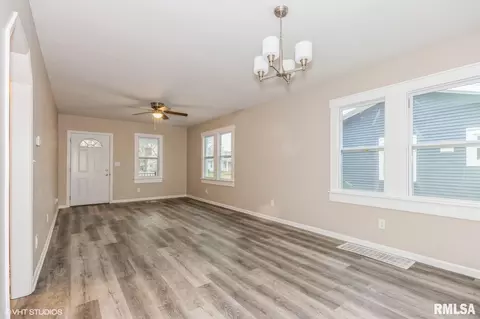 Living - 2329 S 11th St, Springfield, IL 62703 photo 1 of 2