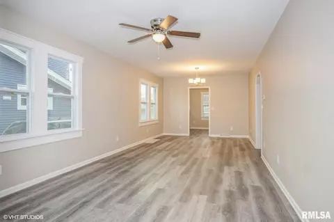Living - 2329 S 11th St, Springfield, IL 62703 photo 2 of 2