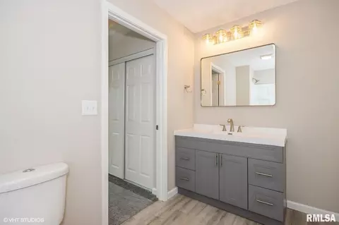 1207 N Milton Ave, Springfield, IL 62702 photo 10