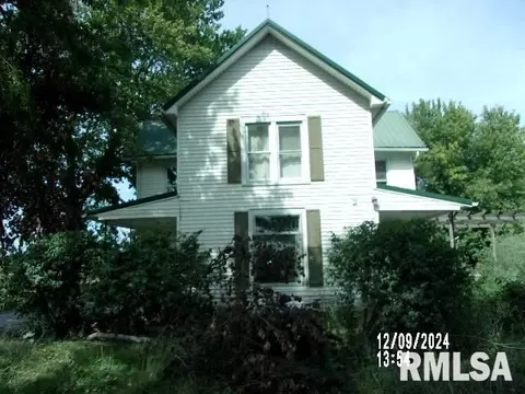 17025 Old Airport Rd, Rushville, IL 62681