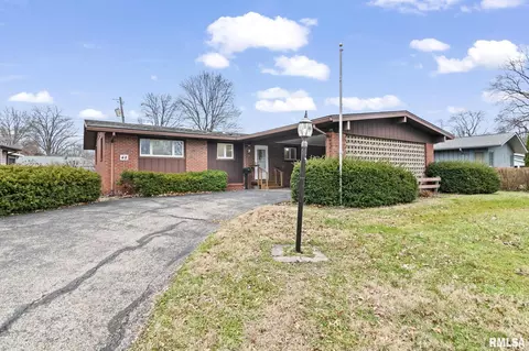 48 Marian Ln, Springfield, IL 62704