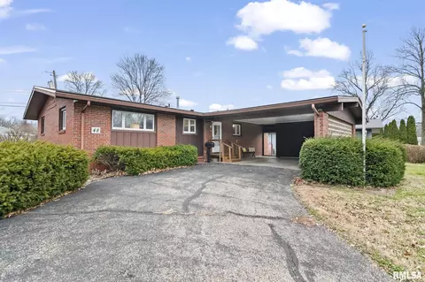 48 Marian Ln, Springfield, IL 62704 photo 2