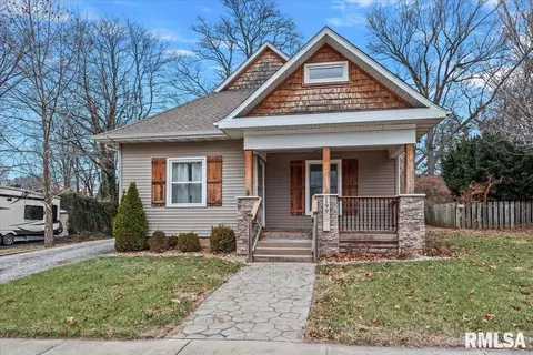 199 W Jackson St, Athens, IL 62613