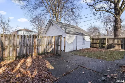 451 W Vine St, Springfield, IL 62704 photo 33