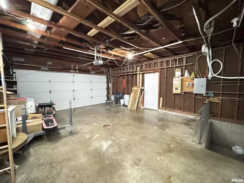 Other - 200 E Franklin St, Henderson, IL 61439 photo 13 of 15