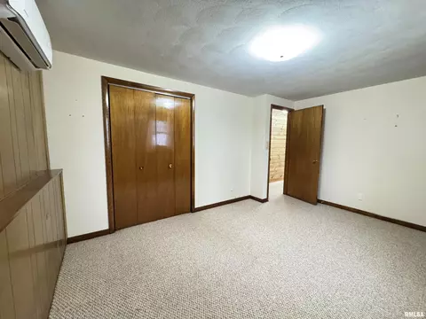 Bedroom - 200 E Franklin St, Henderson, IL 61439 photo 12 of 13