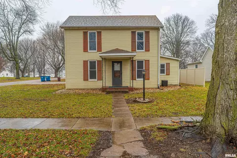 320 W Mulberry St, San Jose, IL 62682