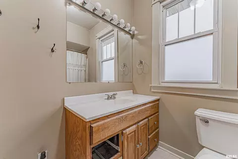 Bath - 113 North St, Emden, IL 62635 photo 2 of 2