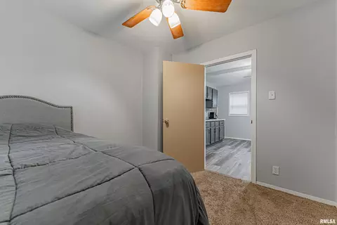Bedroom - 1106 N Kickapoo St, Lincoln, IL 62656 photo 4 of 8