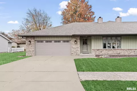 3012 Turning Mill Dr, Springfield, IL 62704