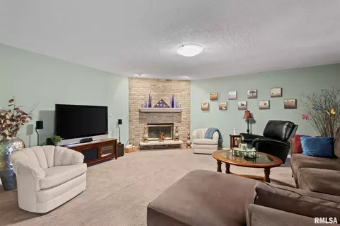 3012 Turning Mill Dr, Springfield, IL 62704 photo 12