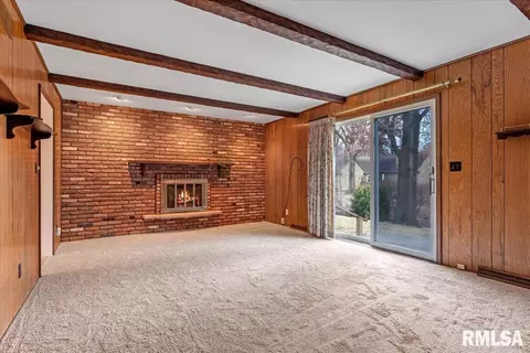 2325 S Park Ave, Springfield, IL 62704 photo 9