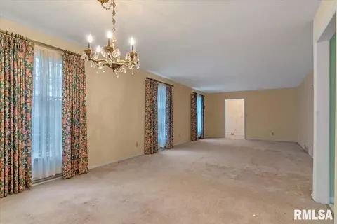 2325 S Park Ave, Springfield, IL 62704 photo 7