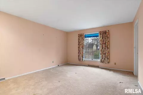 2325 S Park Ave, Springfield, IL 62704 photo 20