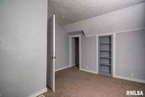 1129 N Virginia Ave, Springfield, IL 62702 photo 27