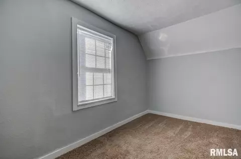 1129 N Virginia Ave, Springfield, IL 62702 photo 25
