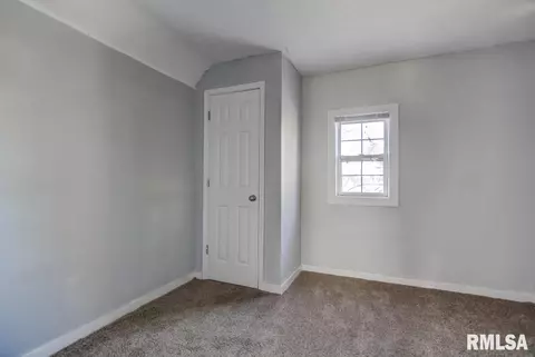 1129 N Virginia Ave, Springfield, IL 62702 photo 21