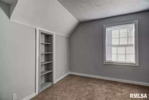 1129 N Virginia Ave, Springfield, IL 62702 photo 24