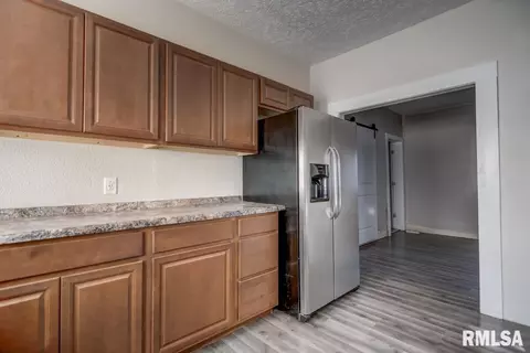 1129 N Virginia Ave, Springfield, IL 62702 photo 9