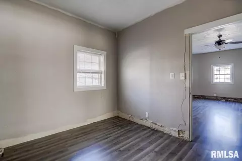1129 N Virginia Ave, Springfield, IL 62702 photo 29