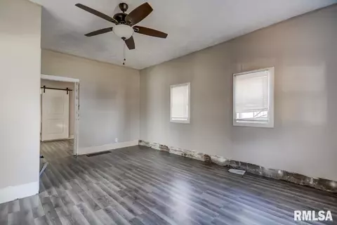 1129 N Virginia Ave, Springfield, IL 62702 photo 12