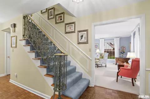 Entry Way - 2201 Lindsay Rd, Springfield, IL 62704 photo 1 of 3