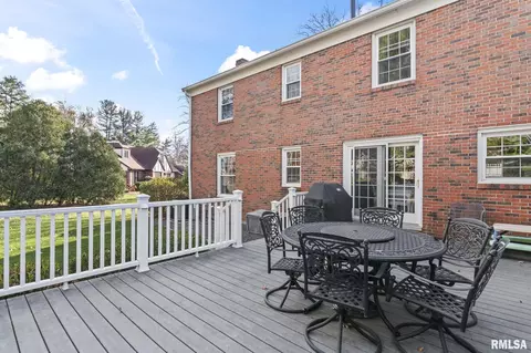 Exterior - 2201 Lindsay Rd, Springfield, IL 62704 photo 7 of 13