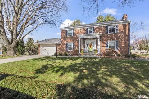 Exterior - 2201 Lindsay Rd, Springfield, IL 62704 photo 2 of 13