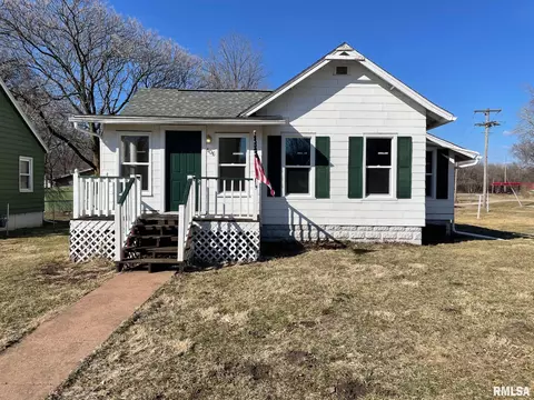 106 W Race St, San Jose, IL 62682