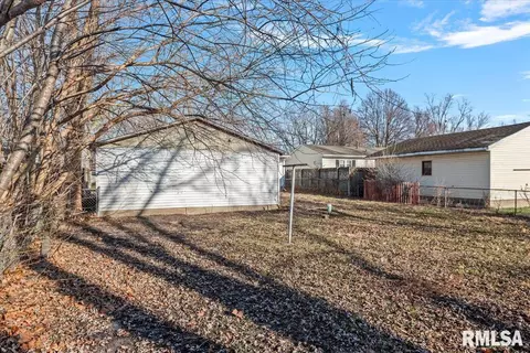 Exterior - 2436 E Griffiths Ave, Springfield, IL 62702 photo 7 of 8