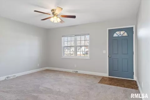 Living - 2436 E Griffiths Ave, Springfield, IL 62702 photo 2 of 2