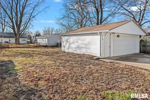 Exterior - 2436 E Griffiths Ave, Springfield, IL 62702 photo 8 of 8