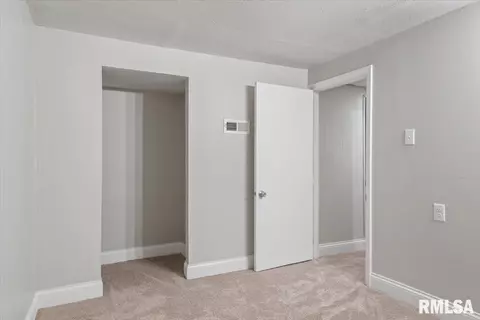Bedroom - 2436 E Griffiths Ave, Springfield, IL 62702 photo 6 of 8