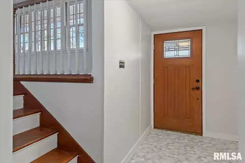 2036 Brentwood Dr, Springfield, IL 62711 photo 5