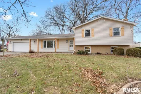 19 Arabian Trl, Springfield, IL 62702