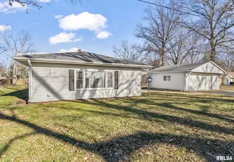 117 Oak St, Spaulding, IL 62561