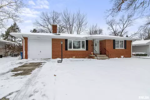 929 Westview Dr, Springfield, IL 62704 photo 3