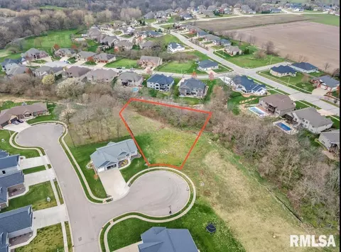 2801 Patriot Pl, Springfield, IL 62711