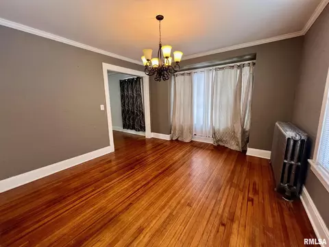 715 N 5th St, Springfield, IL 62702 photo 7