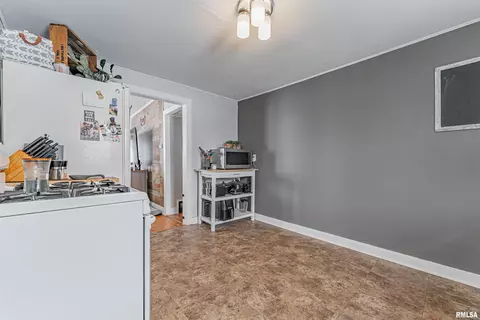 Kitchen - 1004 S Elm St, Delavan, IL 61734 photo 3 of 3