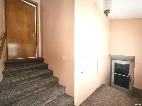619 N Kickapoo St, Lincoln, IL 62656 photo 16