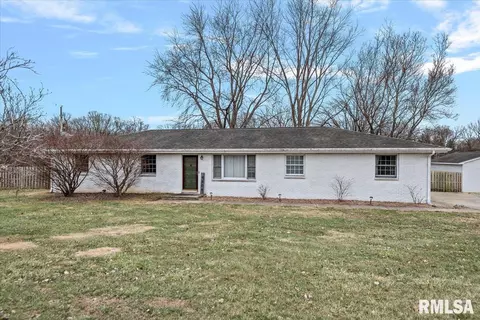 4606 Spaulding Orchard Rd, Springfield, IL 62711