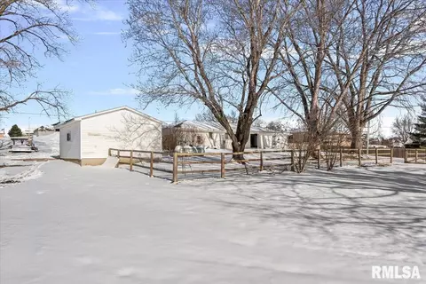 Exterior - 4606 Spaulding Orchard Rd, Springfield, IL 62711 photo 3 of 9