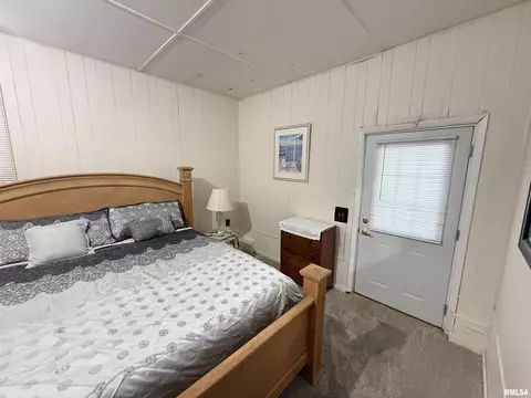 Bedroom - 2530 Burton Dr, Springfield, IL 62703 photo 9 of 9