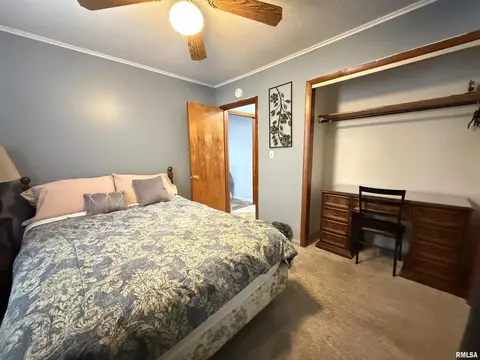 Bedroom - 2530 Burton Dr, Springfield, IL 62703 photo 6 of 9