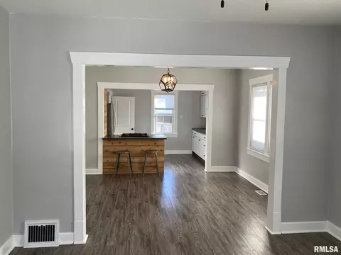 1808 Lowell Ave, Springfield, IL 62704 photo 5