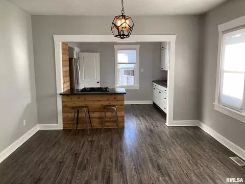 1808 Lowell Ave, Springfield, IL 62704 photo 6