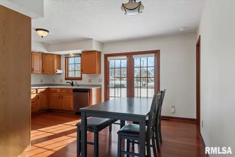 Other - 124 Como Ln, Springfield, IL 62703 photo 2 of 6